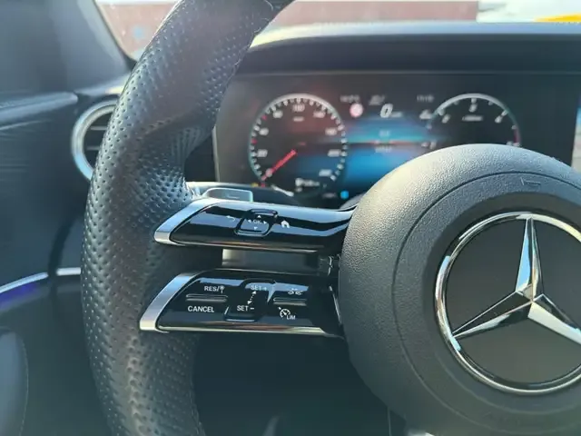 Mercedes-Benz E 400