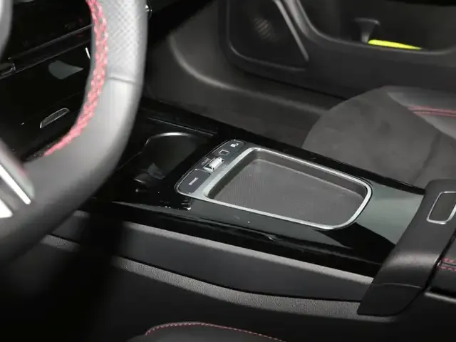 Mercedes-Benz CLA 220