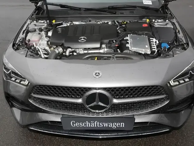Mercedes-Benz CLA 220