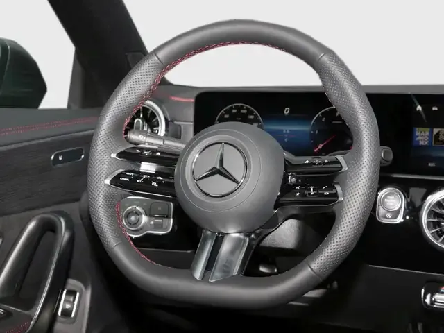 Mercedes-Benz CLA 220