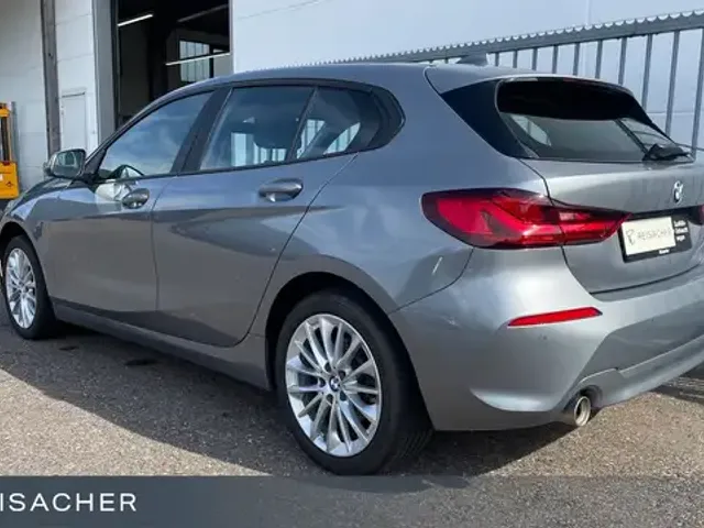 BMW 118