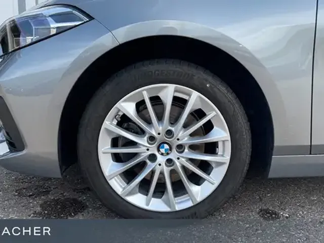 BMW 118