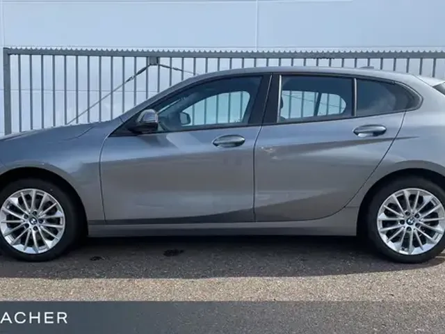 BMW 118