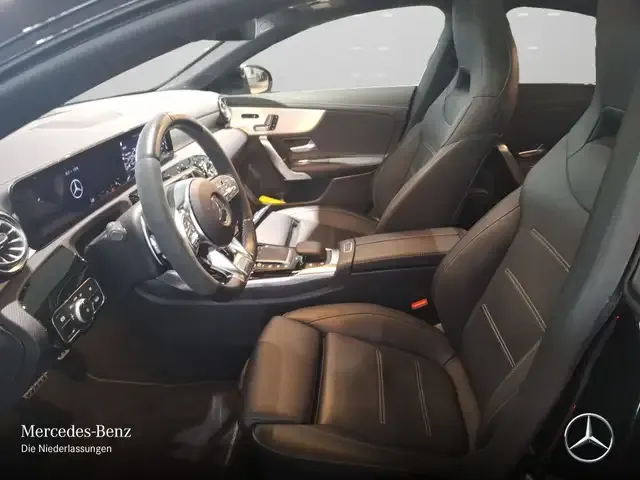 Mercedes-Benz CLA 45 AMG