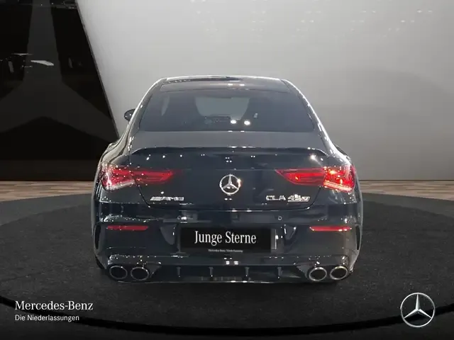 Mercedes-Benz CLA 45 AMG