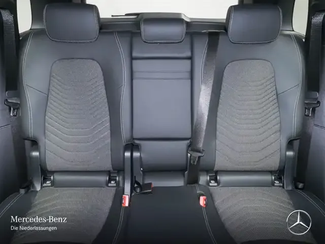 Mercedes-Benz EQB 250