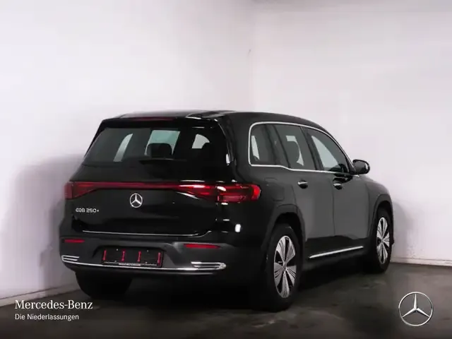Mercedes-Benz EQB 250