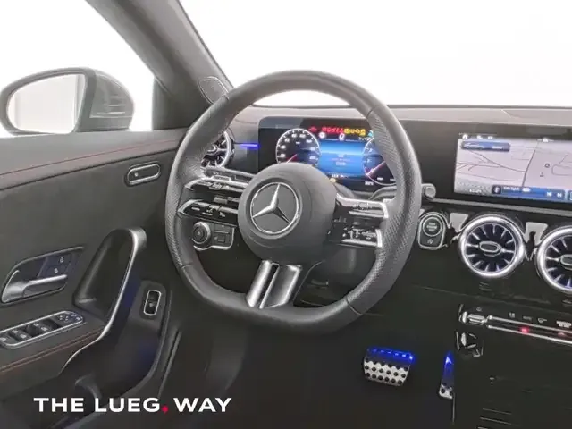 Mercedes-Benz CLA 200