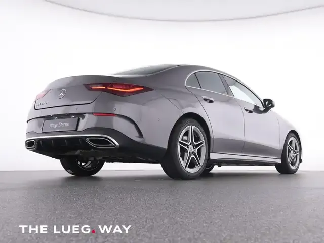 Mercedes-Benz CLA 200