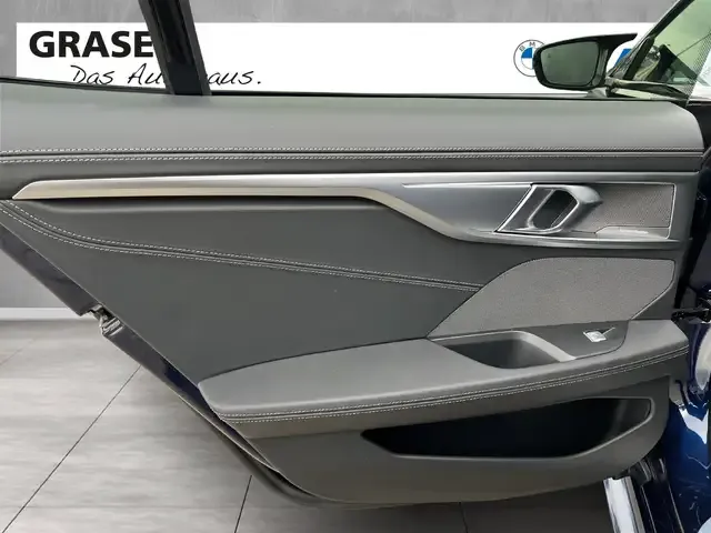 BMW M850