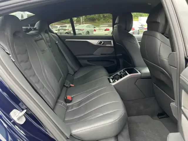 BMW M850