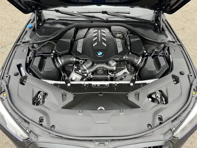 BMW M850