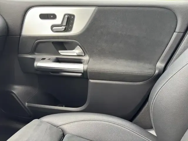 Mercedes-Benz B 250