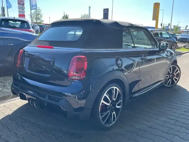 MINI John Cooper Works Cabrio