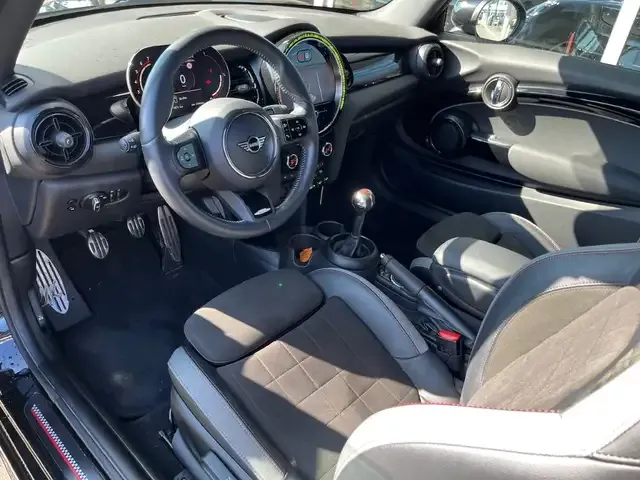 MINI John Cooper Works Cabrio
