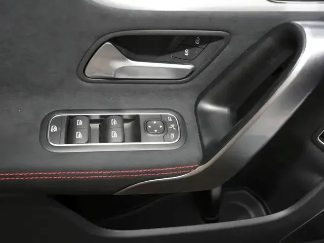 Mercedes-Benz CLA 35 AMG