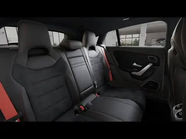 Mercedes-Benz CLA 35 AMG