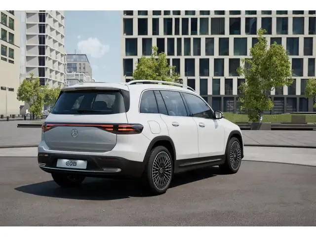 Mercedes-Benz EQB 350