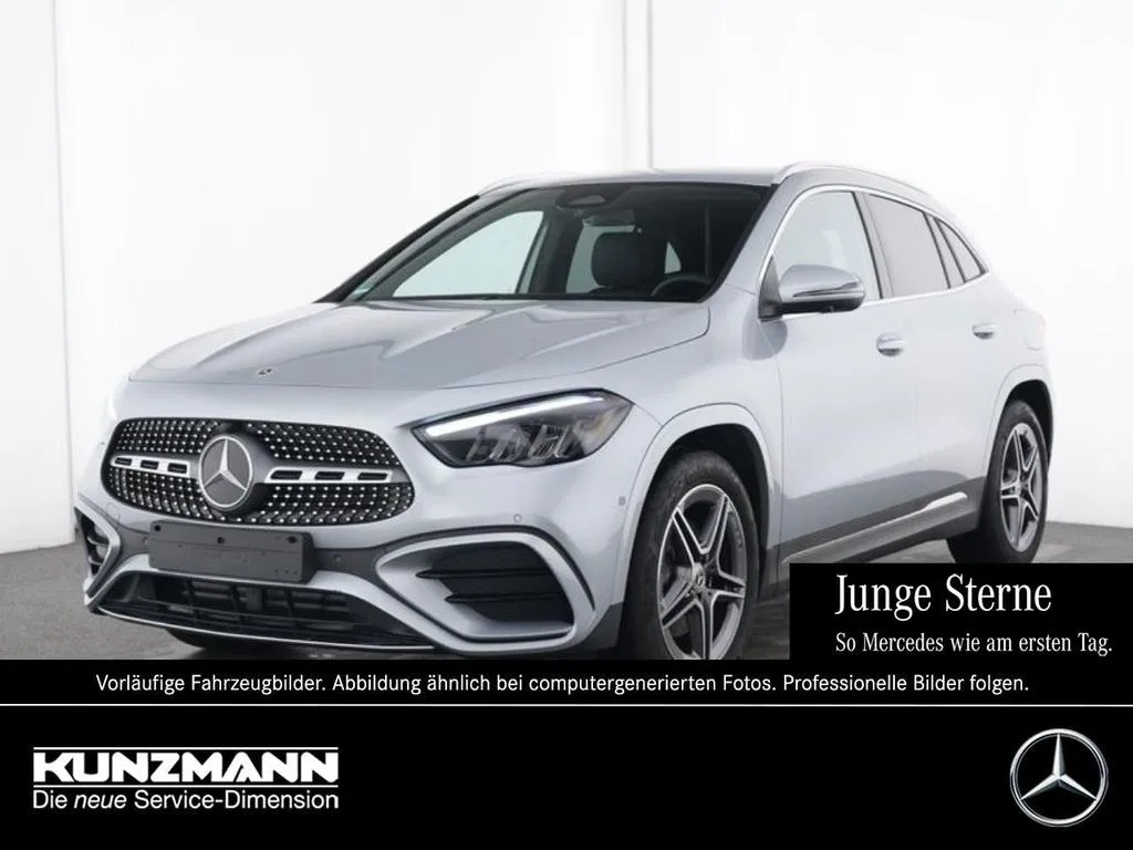 Mercedes-Benz GLA 220