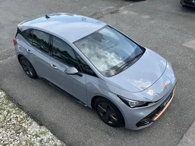 CUPRA Born