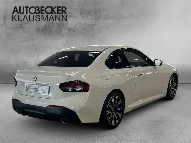 BMW 218