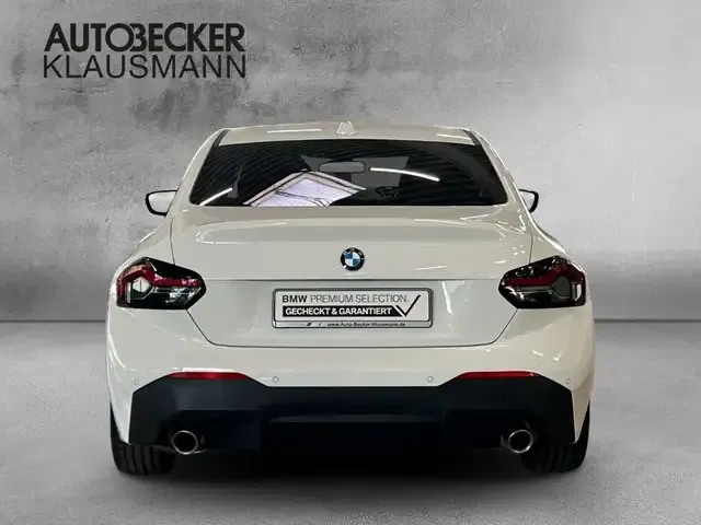 BMW 218