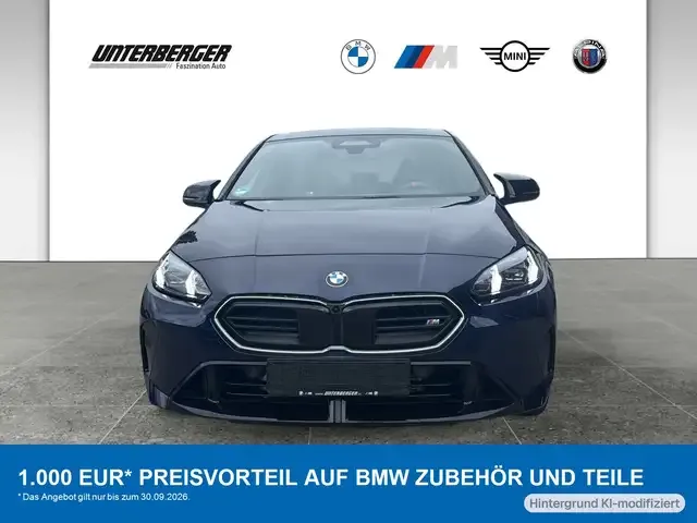 BMW 235
