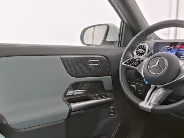 Mercedes-Benz EQA 350