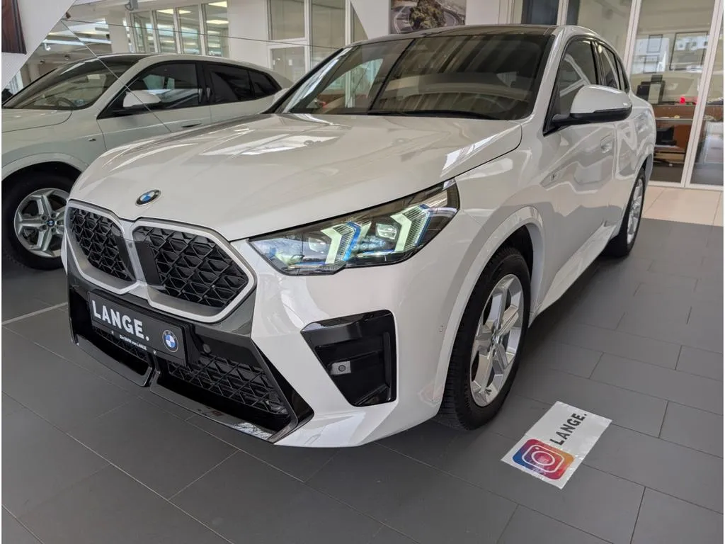 BMW X2