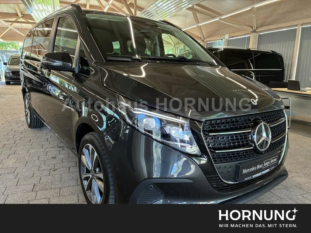 Mercedes-Benz V 250