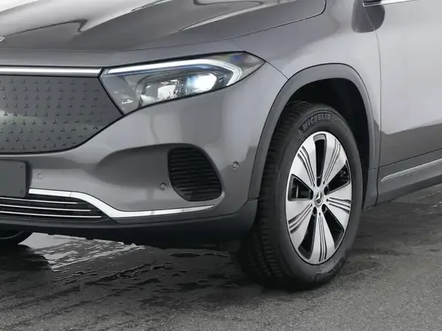 Mercedes-Benz EQA 300