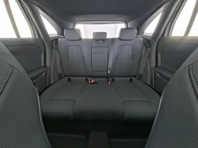 Mercedes-Benz EQA 300