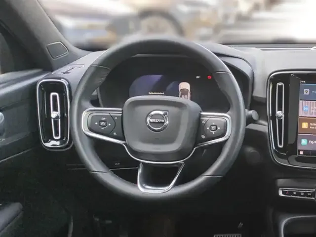 Volvo C40