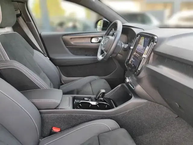 Volvo C40