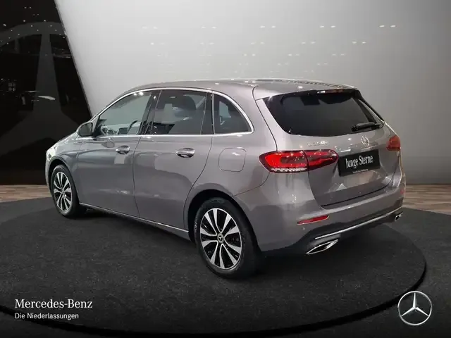Mercedes-Benz B 250