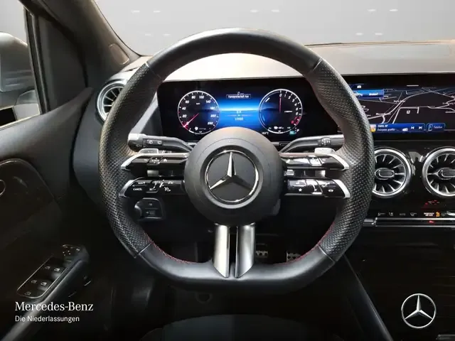 Mercedes-Benz B 250