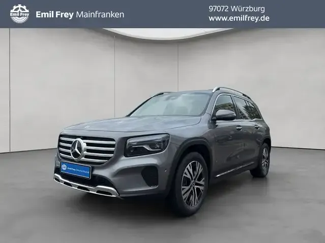 Mercedes-Benz GLB 200