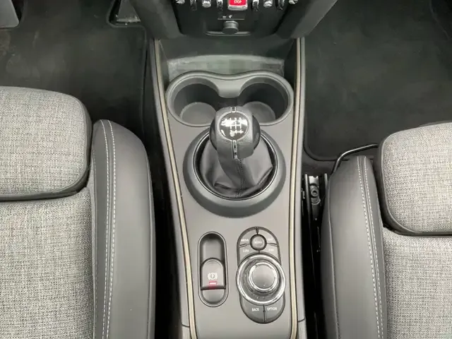 MINI One Countryman