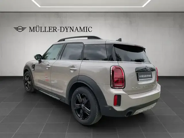 MINI One Countryman