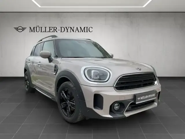 MINI One Countryman