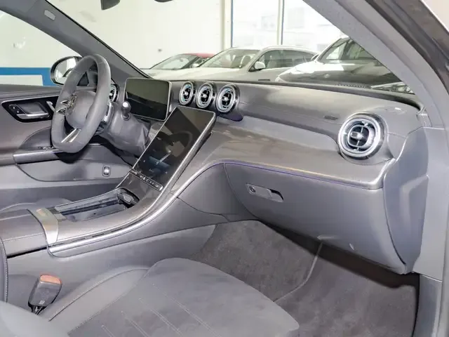 Mercedes-Benz C 180