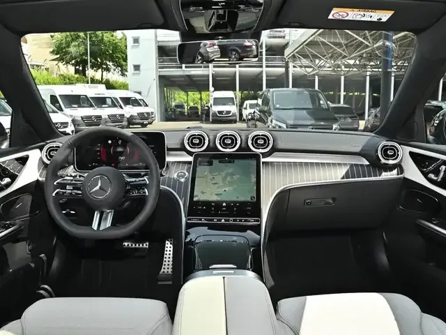 Mercedes-Benz C 220