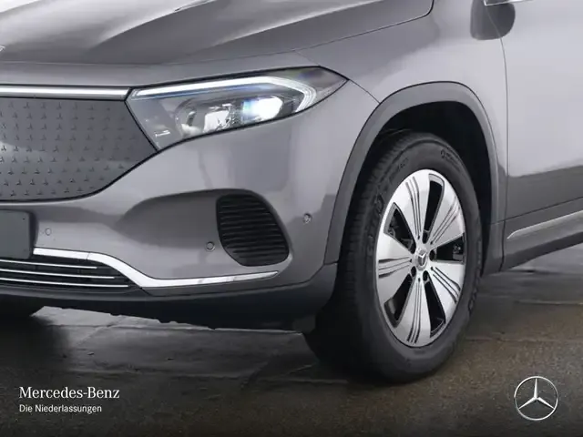 Mercedes-Benz EQA 300