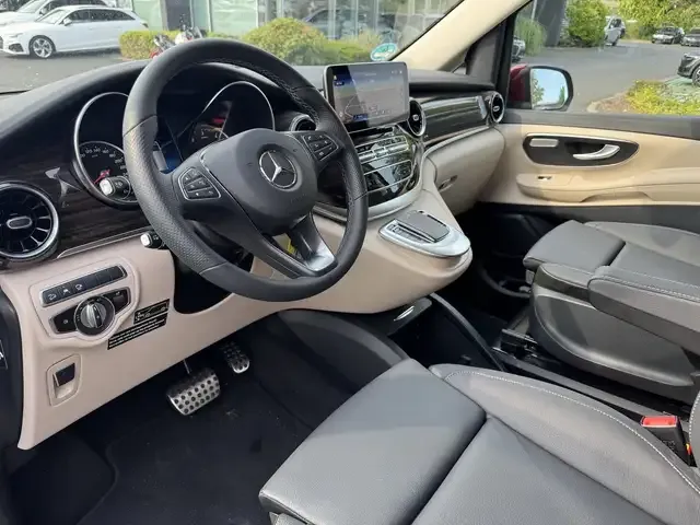 Mercedes-Benz V 300