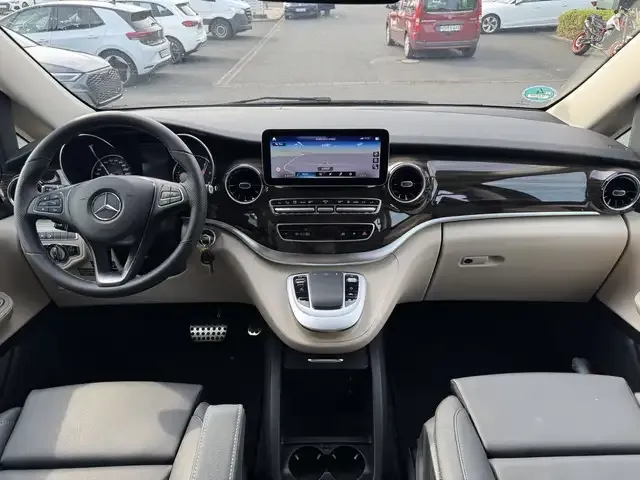 Mercedes-Benz V 300