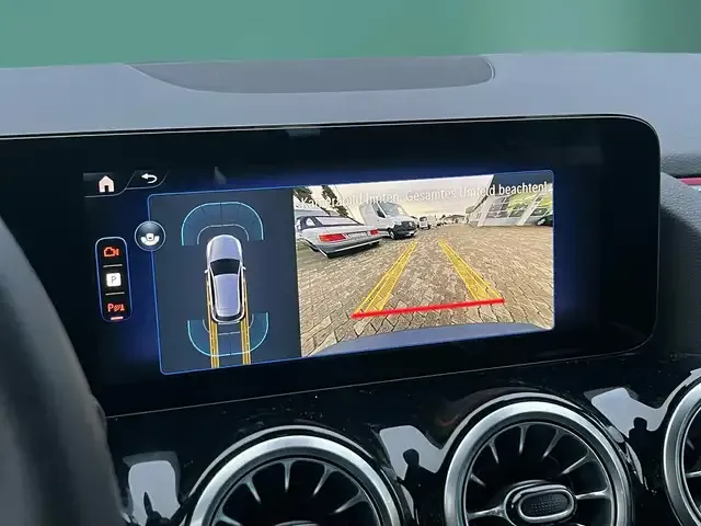 Mercedes-Benz EQA 300