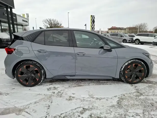 CUPRA Born