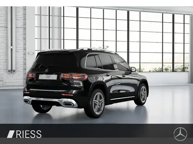 Mercedes-Benz GLB 220