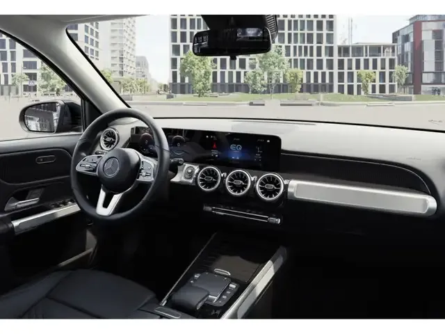 Mercedes-Benz EQB 250