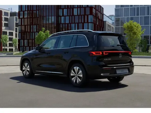 Mercedes-Benz EQB 250